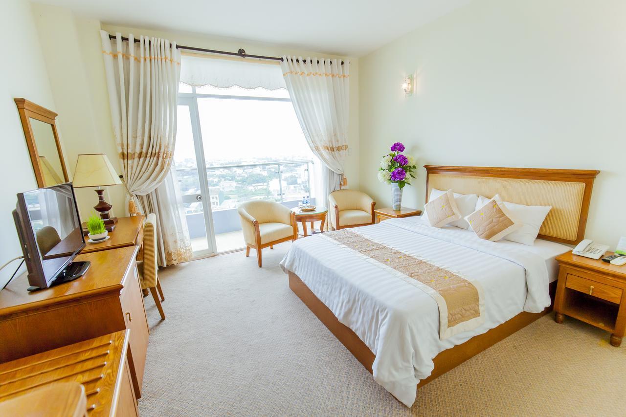 Thien An Riverside Hotel Куангнгай Экстерьер фото